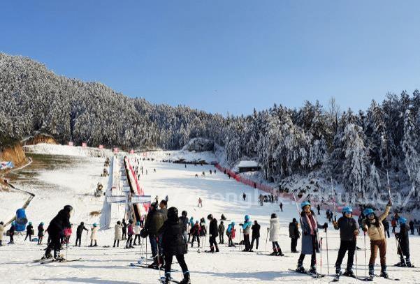 湖北省滑雪场有哪些地方 滑雪场大全-第2张图片-国内旅游_国外旅游_门票预订_露营骑行_酒店民宿_旅游攻略_美食资讯,_车票机票购买_众乐乐旅游网