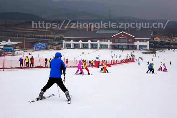 山东滑雪哪里好 山东滑雪最好玩的地方-第3张图片-国内旅游_国外旅游_门票预订_露营骑行_酒店民宿_旅游攻略_美食资讯,_车票机票购买_众乐乐旅游网