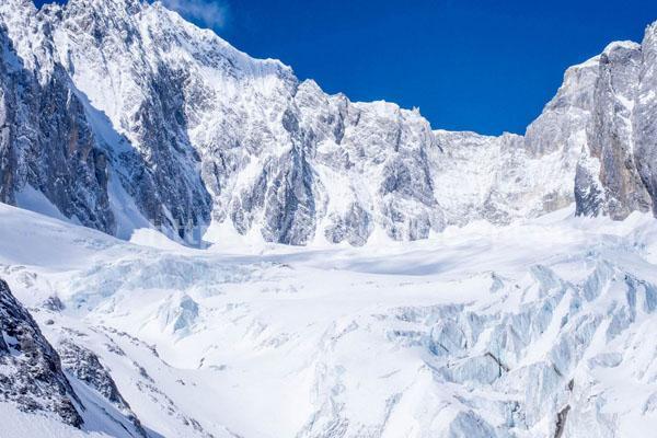 昆明周边哪里可以滑雪？昆明附近的滑雪场？