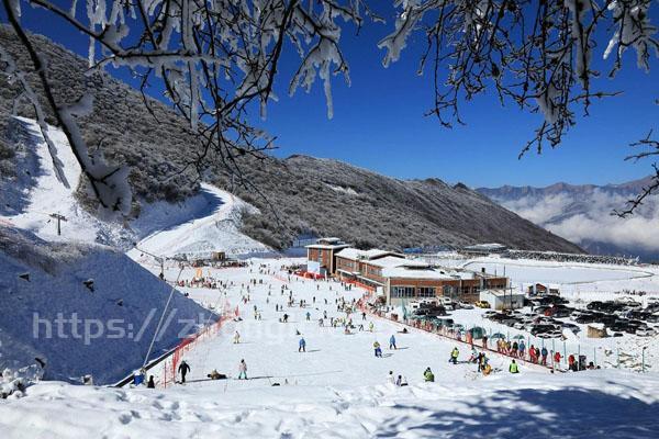 阿坝滑雪场有哪些 哪个最好玩-第2张图片-国内旅游_国外旅游_门票预订_露营骑行_酒店民宿_旅游攻略_美食资讯,_车票机票购买_众乐乐旅游网