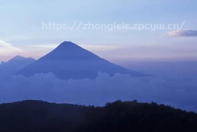 盘点世界十大著名火山！-第5张图片-国内旅游_国外旅游_门票预订_露营骑行_酒店民宿_旅游攻略_美食资讯,_车票机票购买_众乐乐旅游网