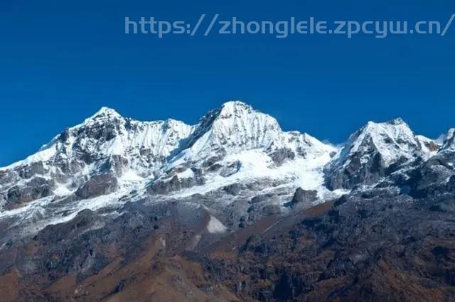 世界十大危险山峰排行！-第4张图片-国内旅游_国外旅游_门票预订_露营骑行_酒店民宿_旅游攻略_美食资讯,_车票机票购买_众乐乐旅游网