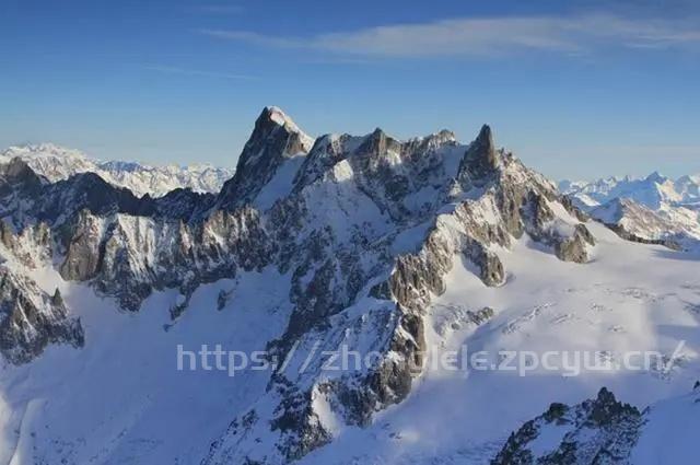 世界十大危险山峰排行！-第9张图片-国内旅游_国外旅游_门票预订_露营骑行_酒店民宿_旅游攻略_美食资讯,_车票机票购买_众乐乐旅游网