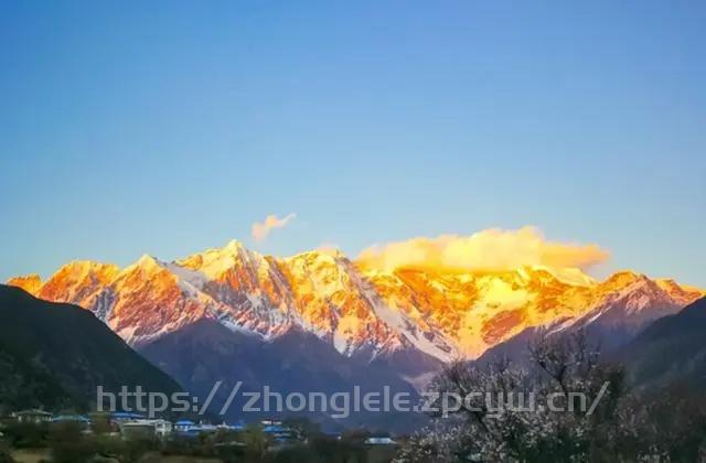 盘点中国最美十大雪山！-第4张图片-国内旅游_国外旅游_门票预订_露营骑行_酒店民宿_旅游攻略_美食资讯,_车票机票购买_众乐乐旅游网