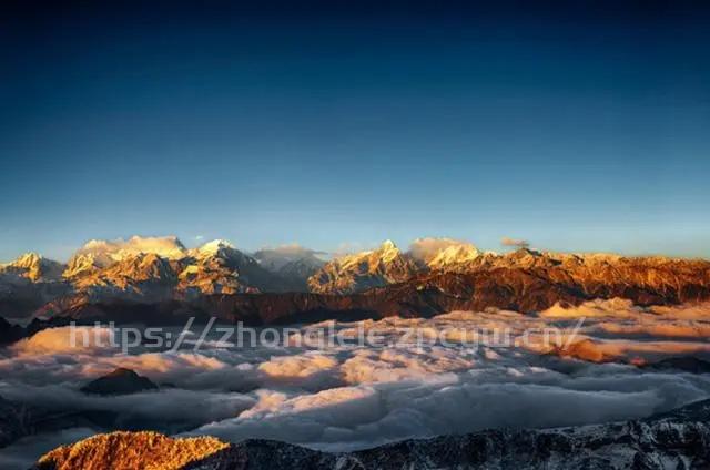 盘点中国最美十大雪山！-第5张图片-国内旅游_国外旅游_门票预订_露营骑行_酒店民宿_旅游攻略_美食资讯,_车票机票购买_众乐乐旅游网